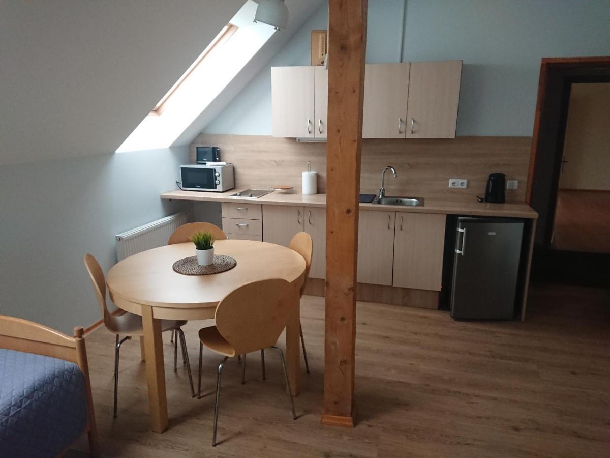 Misko Apartments Шілутє Екстер'єр фото